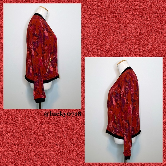 Beach Riot NWOT Babe Red Floral Bomber Jacket Sz S - Picture 5 of 9